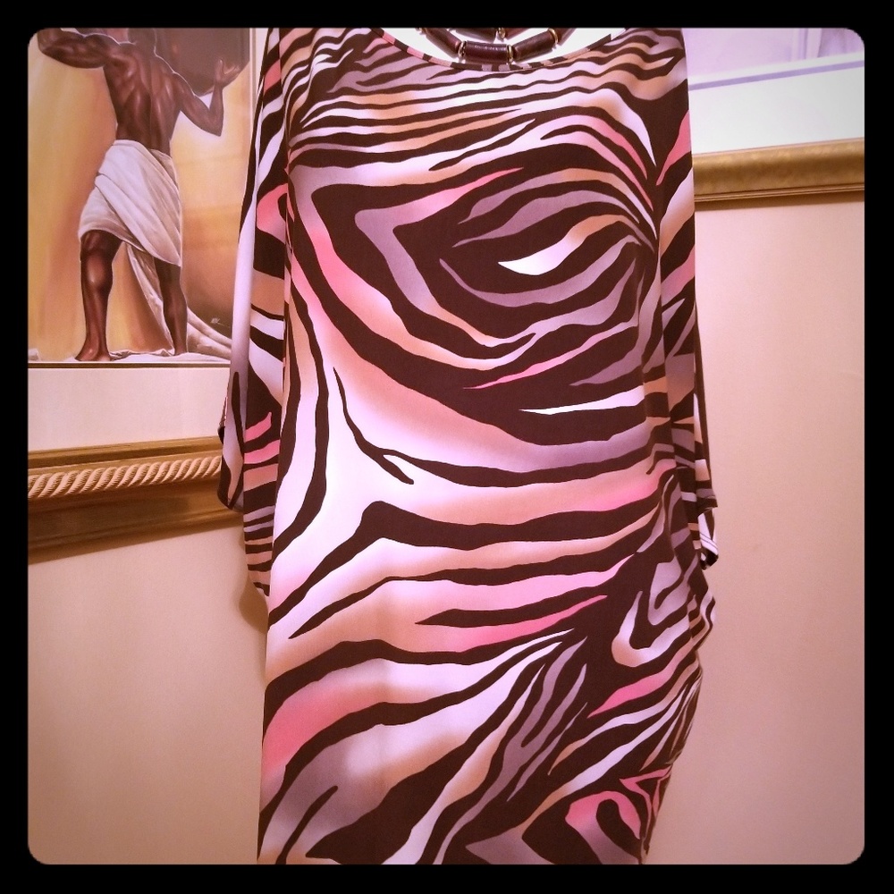 Ciara sun woo spacious top